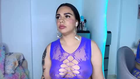 Snapshot of danielacortes03 chatting on October 1, 5:23 am I think I will close this page please leave me a message if you want to know about me online show from October 1, 5:23 am