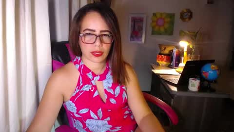 Angie online show from May 5, 3:04 pm