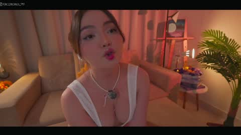      online show from April 11, 10:02 pm