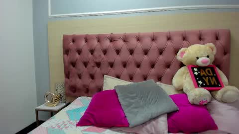 DaniiBelluci  online show from September 25, 4:00 am