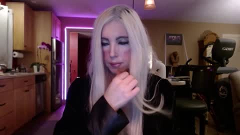 DanikaWhite69 online show from September 21, 8:46 am