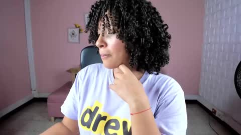 Snapshot of danna_berry chatting on January 15, 3:29 pm DannaBerry online show from January 15, 3:29 pm