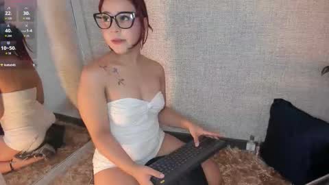 Danna Ortega online show from February 24, 11:20 am