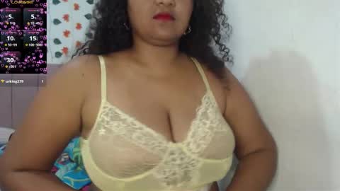Snapshot of dannaberlin_0 chatting on October 16, 5:04 pm dannaberlin_0 online show from October 16, 5:04 pm
