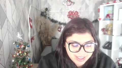 Danna Garza online show from December 26, 2:55 am