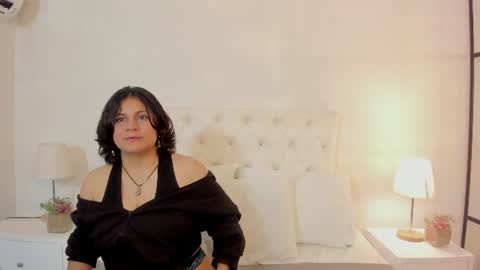 Danna Hart online show from July 28, 7:50 pm