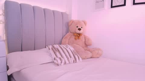 Insta DannaBlueX  online show from April 11, 4:43 pm