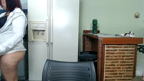 dannamomcerrat online show from December 1, 2:15 am