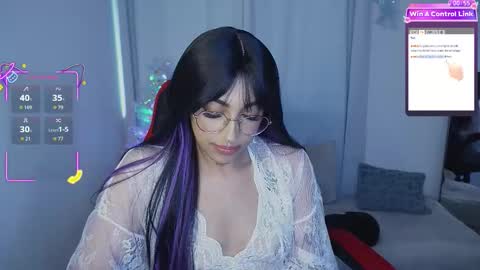    online show from December 18, 9:30 pm