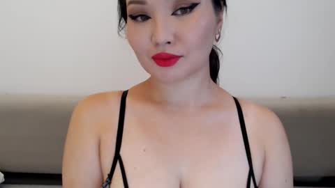 DanyMeen online show from October 27, 8:10 am