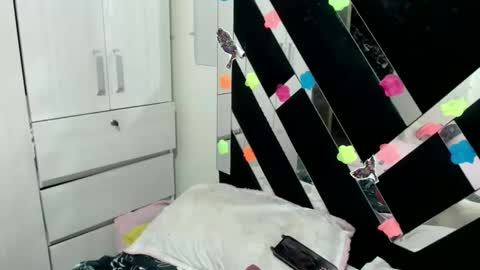 daphne877046 online show from October 17, 6:55 pm