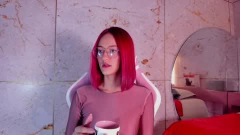 Daphne online show from October 2, 3:11 am