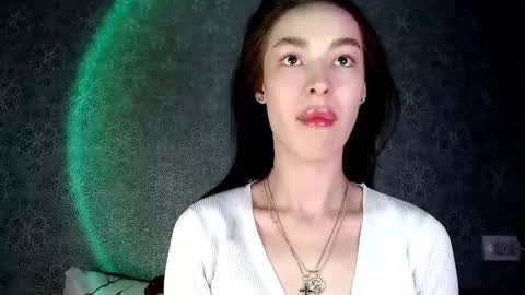 Daphne Darkthorn online show from January 19, 2:19 am