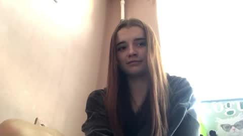Emilia online show from March 23, 1:17 pm