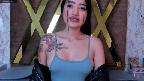 darana_taylor online show from December 6, 1:00 pm