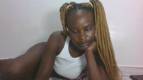 ESTHER online show from June 10, 4:44 am