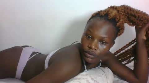 ESTHER online show from February 3, 6:22 am