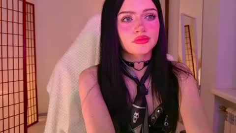 Diva online show from June 15, 9:26 pm