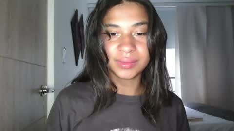 Snapshot of dark_enchantress_ chatting on October 17, 8:45 pm Sofia online show from October 17, 8:45 pm