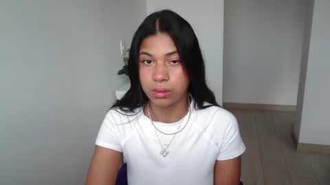 Snapshot of dark_enchantress_ chatting on February 15, 10:43 pm Sofia online show from February 15, 10:43 pm