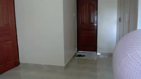 dark_qween online show from December 5, 11:33 am