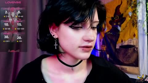 Snapshot of dark_vamp_ chatting on December 13, 8:47 pm Vamp online show from December 13, 8:47 pm