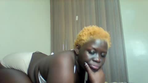 darkberry_bubble online show from July 27, 3:31 pm