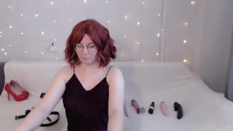 Kelly online show from March 24, 8:41 am