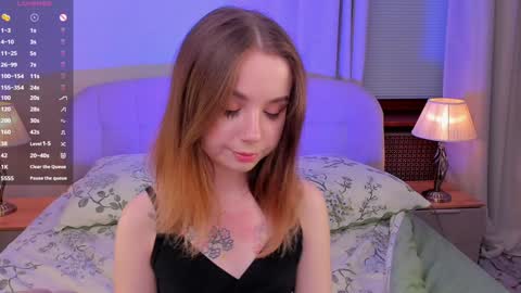 Elizabeth online show from October 11, 8:33 pm