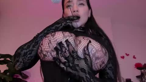 darknes_lilith18 online show from February 25, 11:36 pm