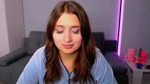 Amelie online show from July 22, 4:41 pm