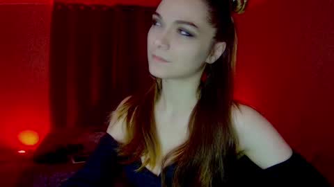 Snapshot of darkskullmistress chatting on December 21, 2:09 am roseredgoddess online show from December 21, 2:09 am