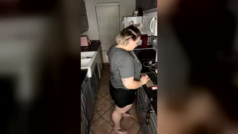 Mommy online show from June 25, 8:51 am