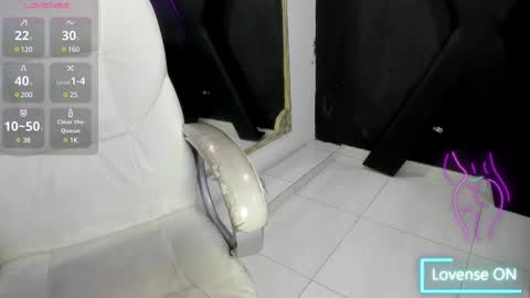 Darling online show from March 8, 1:44 pm