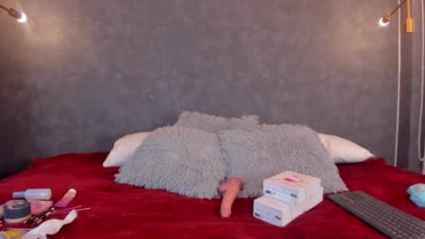 DAWA ANGELS online show from October 26, 6:42 am