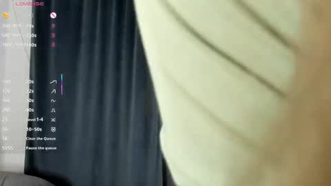 Emily online show from November 29, 8:51 am