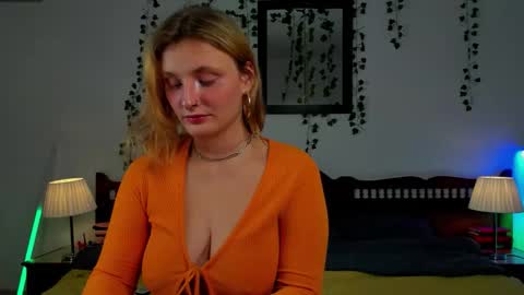 dayna_sunset online show from September 11, 2:45 am