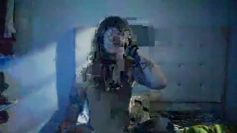 dead_moonxx online show from August 4, 8:20 am