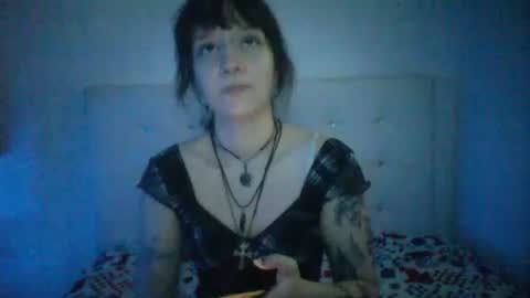 dead_moonxx online show from July 15, 3:22 am