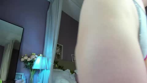 Emily GMT2 Mon 10 AM - 4 PM Wed 10 AM - 4 PM Thu 10 AM - 4 PM Fri 10 AM - 4 PM Sat 10 AM - 4 PM online show from May 31, 5:41 pm