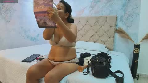 debora ortiz online show from October 20, 1:03 pm