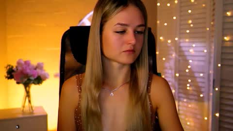 Debora online show from November 13, 3:49 am