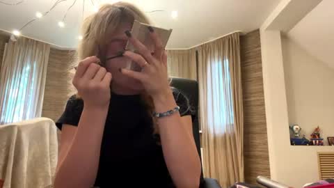 Jenny online show from July 16, 6:40 am