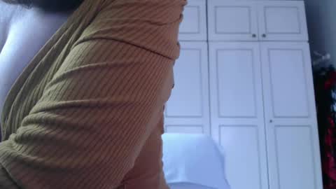 Snapshot of deessedivine chatting on February 20, 3:41 pm KamiDevi online show from February 20, 3:41 pm