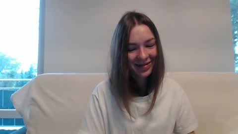 Aurora online show from October 8, 5:56 am