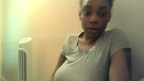 delightfuldark online show from March 9, 1:25 am