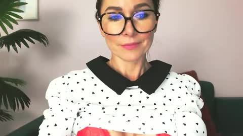 delilah_sweet online show from June 9, 3:33 pm