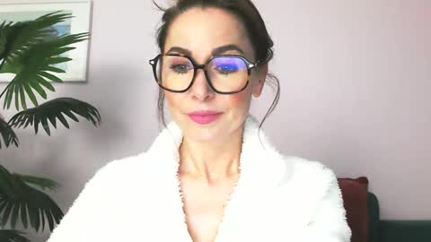 delilah_sweet online show from June 8, 3:24 pm