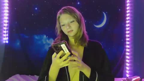 DelilaLove3412 online show from January 29, 4:36 am