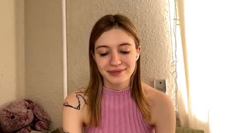 Sia online show from February 4, 12:41 pm